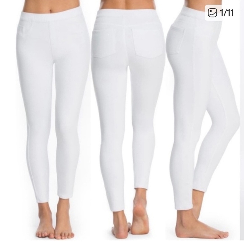 SPANX Women's Ankle-length Jean-ish  Petite White Jeans